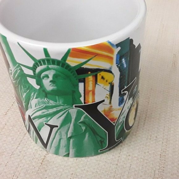 New York Mug Collectible City Scape - Picture 2 of 7